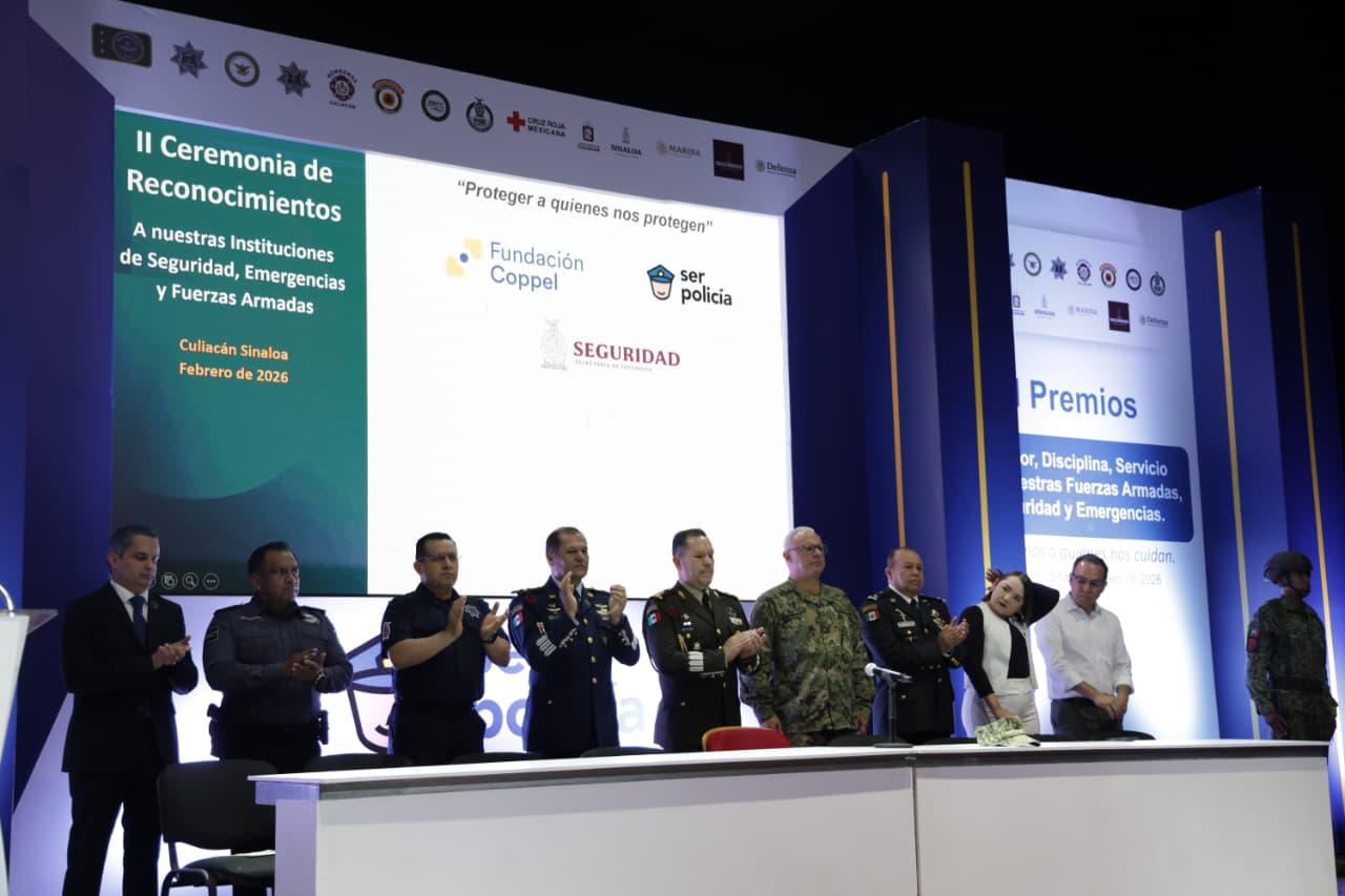 $!Homenajean en ceremonia el valor de cuerpos de seguridad en Culiacán