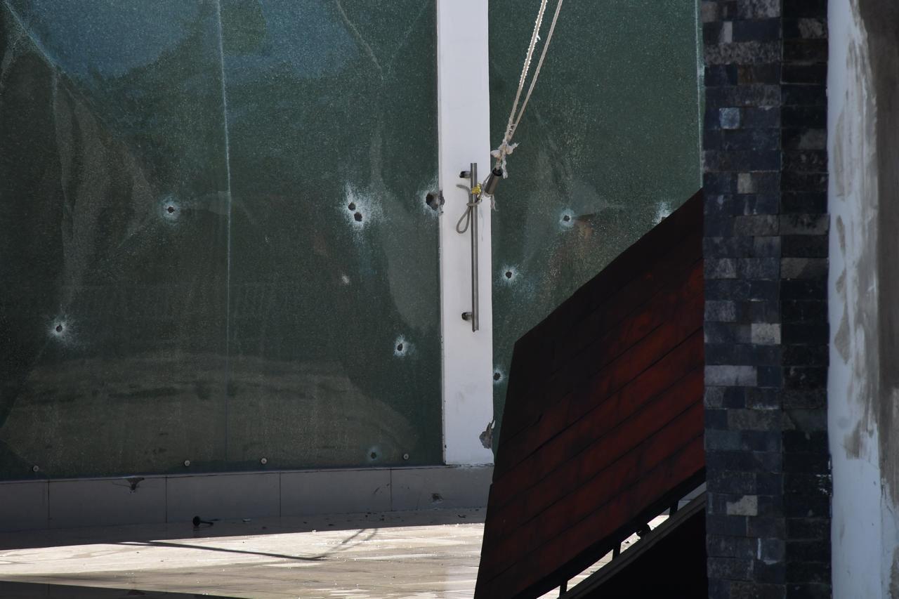 $!Vandalizan e intentan incendiar un salón de eventos en la 21 de marzo, en Culiacán