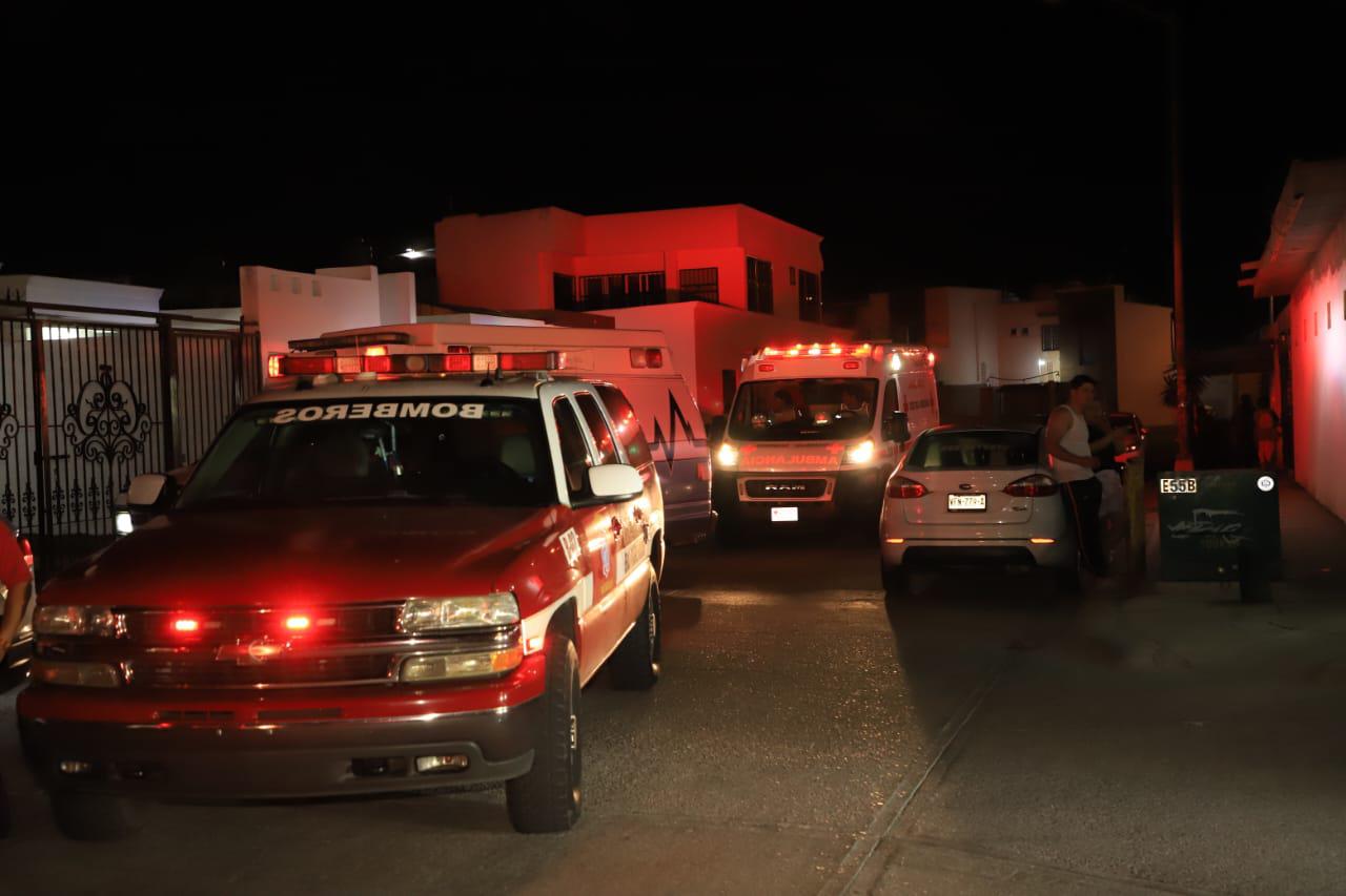 $!Corto circuito genera incendio en Real Pacífico, en Mazatlán