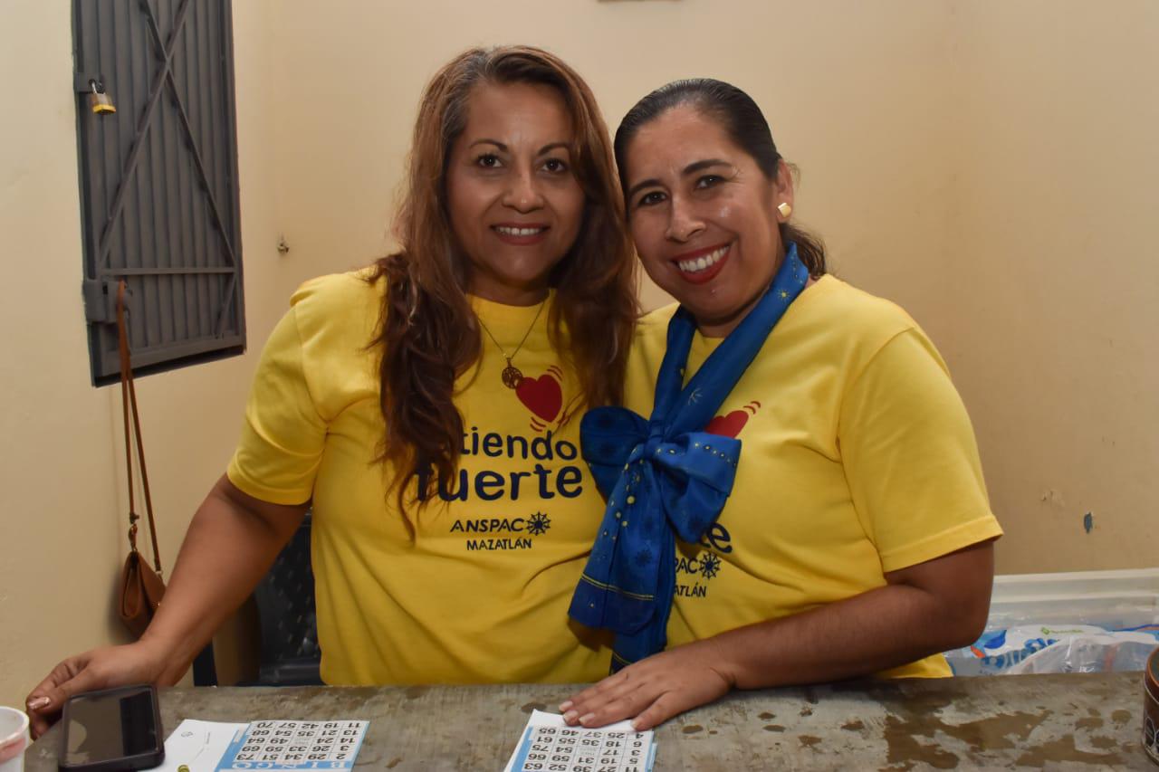 $!Adriana Olivas y Mariana Gamboa.