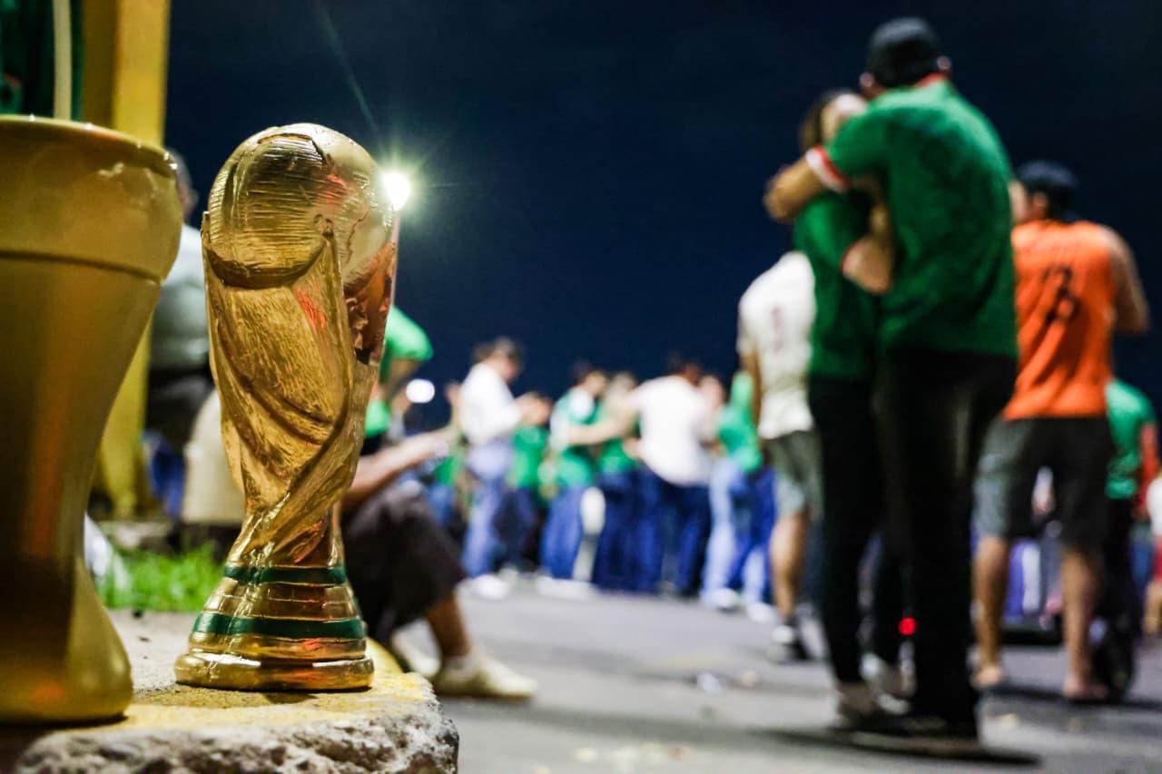 $!Comerciantes aprovechan festejo de la Selección Mexicana para impulsar ventas en glorieta Cuauhtémoc