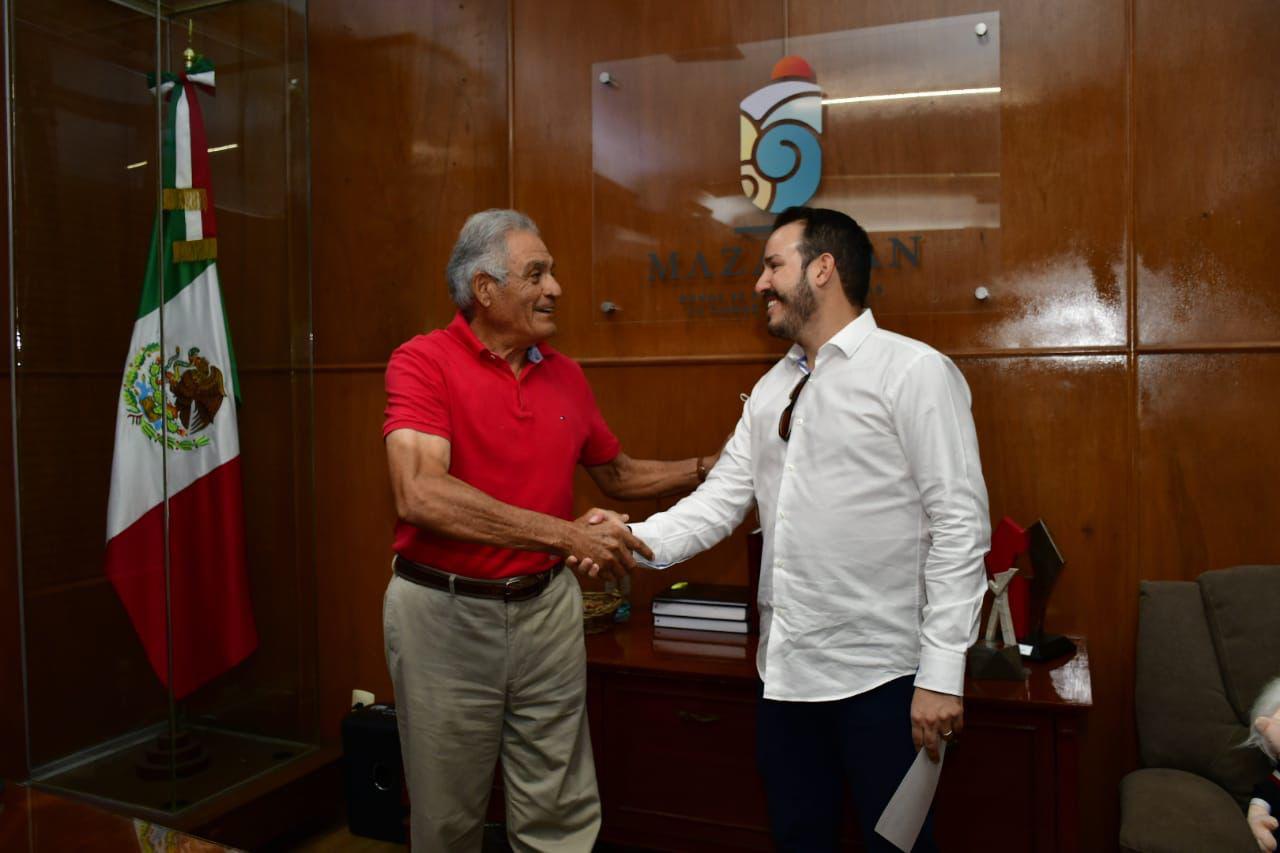 $!Se integra Ricardo ‘Pity’ Velarde al Gobierno de ‘El Químico’