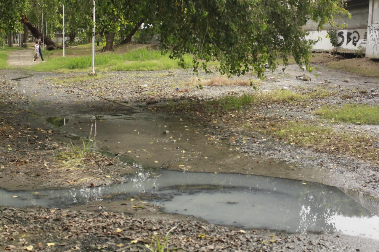 $!Mal olor, basura y daños en infraestructura; así se encuentra la Isla de Orabá en Culiacán