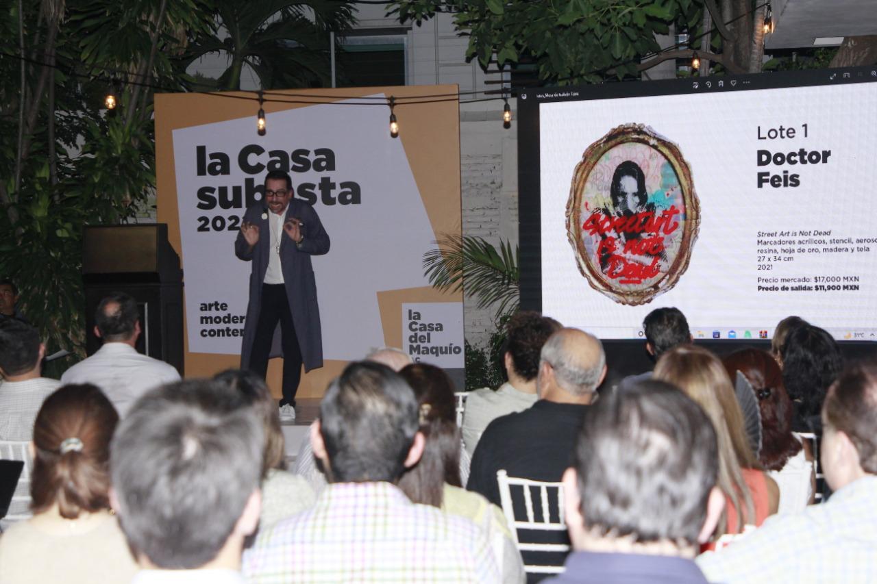 $!Memo Martínez, conocido como el Rey de las Subastas, condujo el evento.