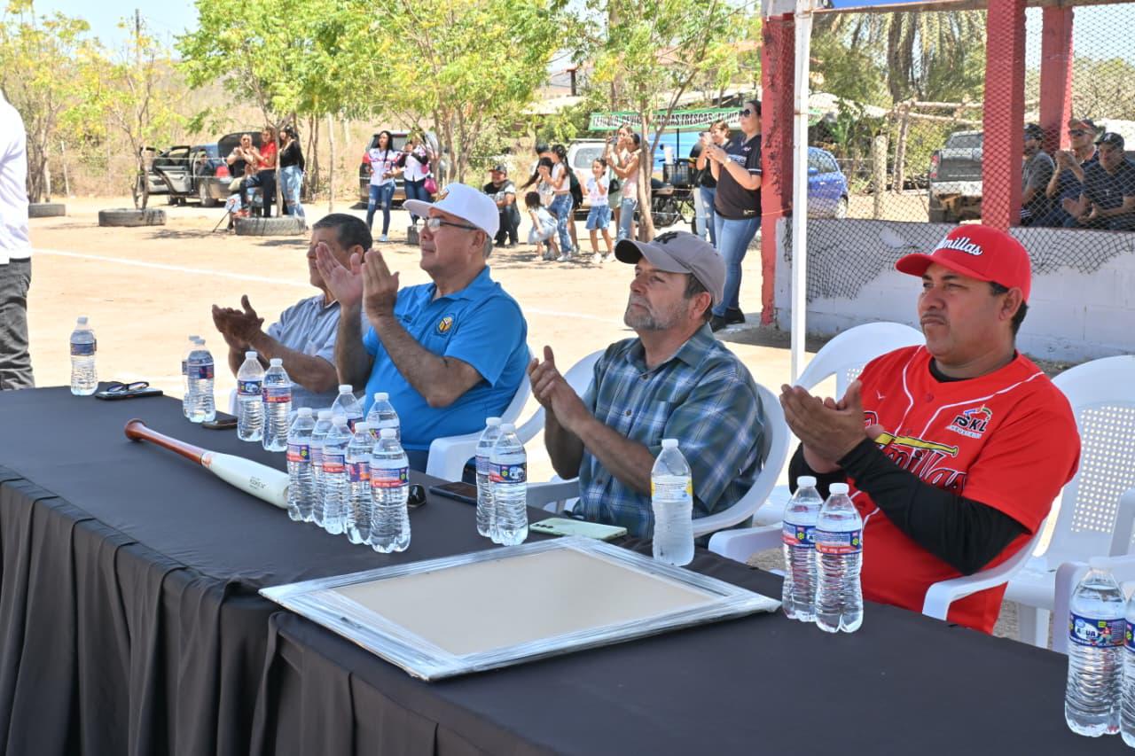 $!Inauguran Liga Campesina Centro de Beisbol en honor a Gabriel Osuna