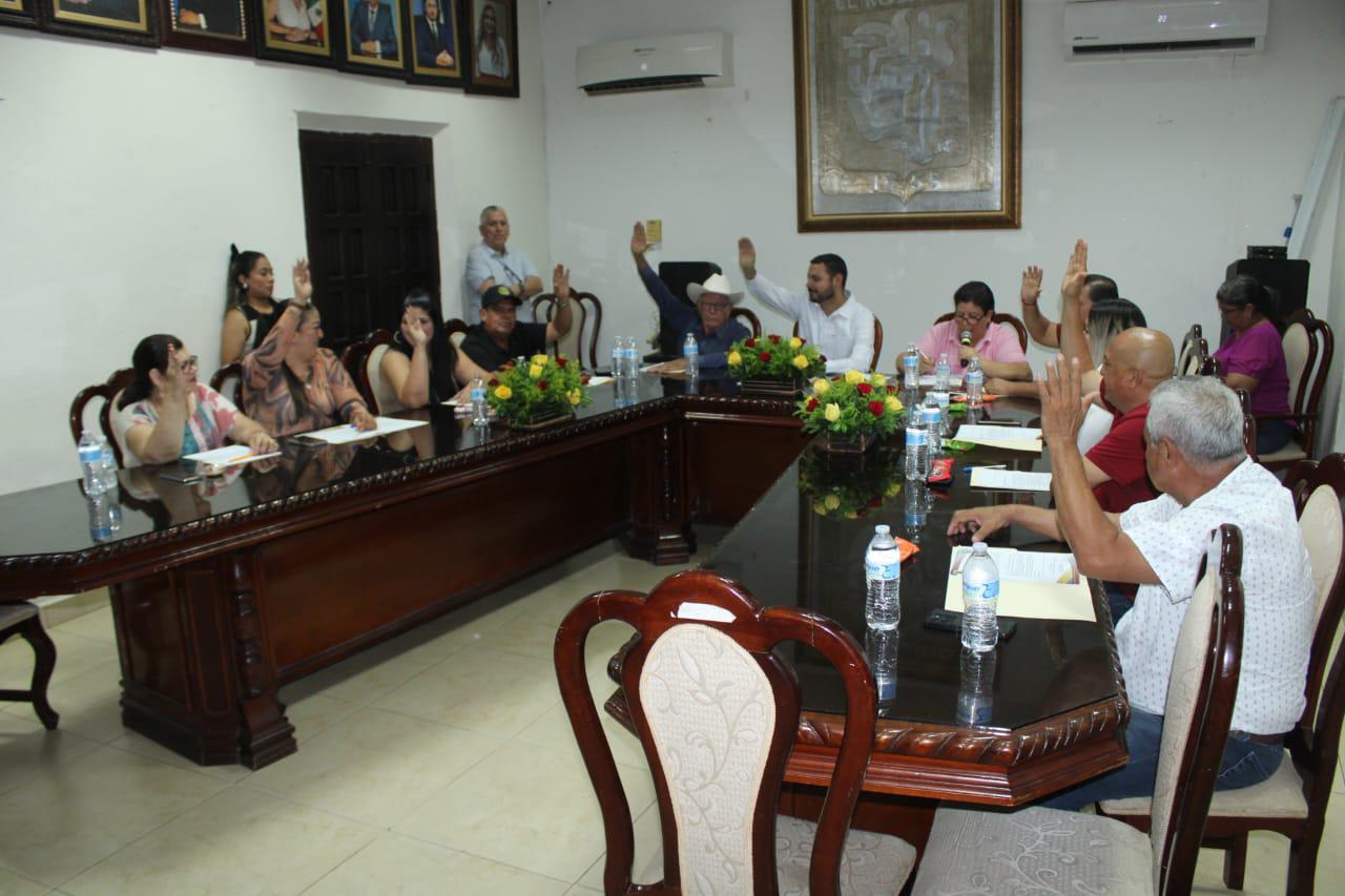 $!Cabildo aprueba por unanimidad la reincorporación de Claudia Valdez como Alcaldesa de Rosario