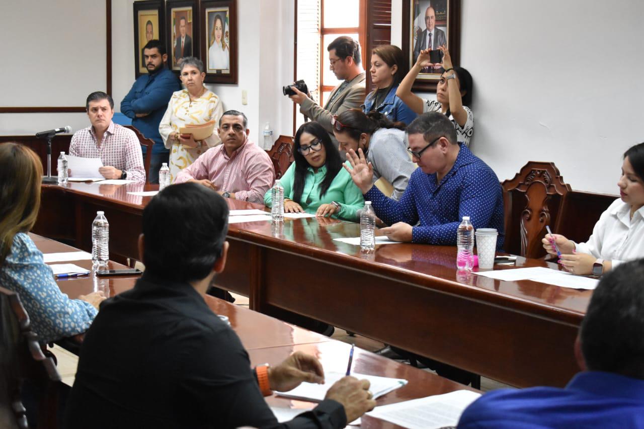 $!Autoriza Cabildo de Culiacán cesiones de derechos y 20 solicitudes de jubilación