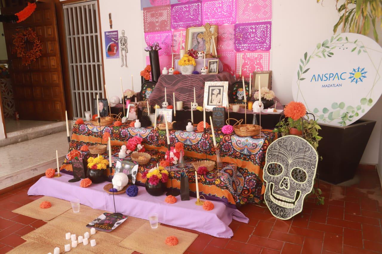 $!El altar se colocó en las instalaciones de la agrupación.