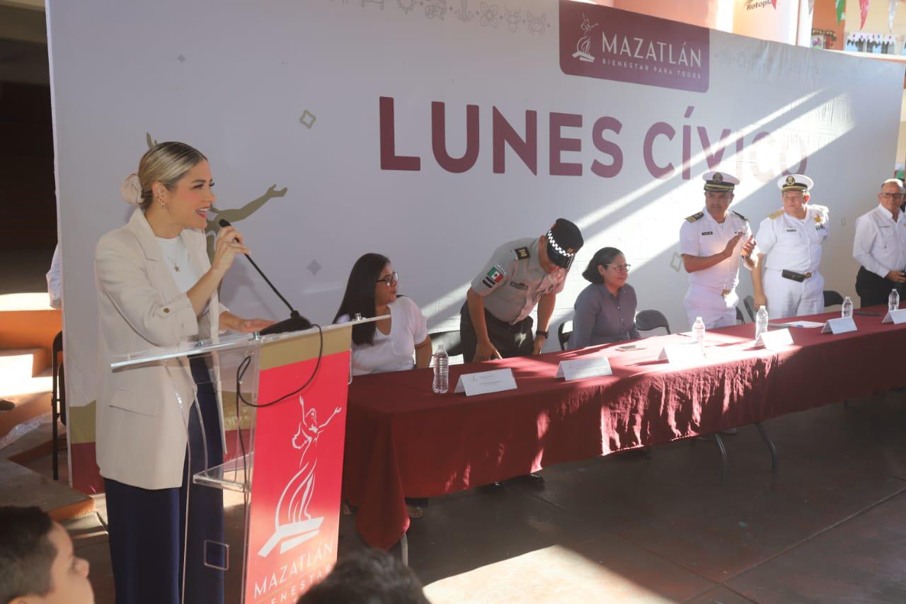 $!Realizan Lunes Cívico en Escuela Primaria ‘General Ángel Flores’, en Mazatlán