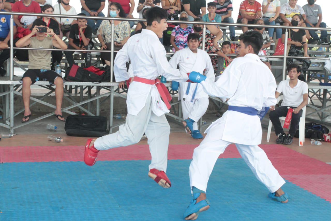 $!Jesús Moreno es el campeón absoluto de la Copa Anual Regional de Karate Noroeste