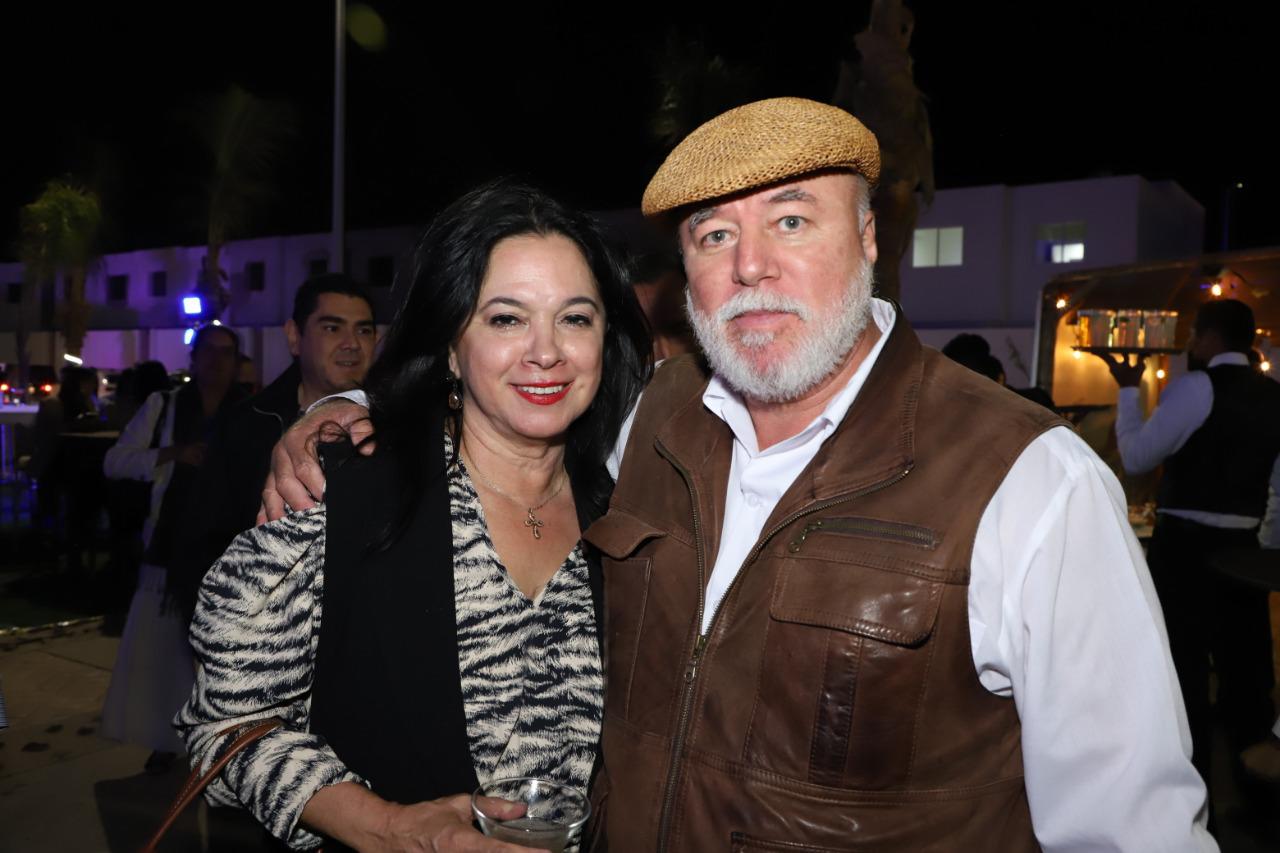 $!Mely Pérez de Acha de Clouthier y Manuel Clouthier Carrillo.