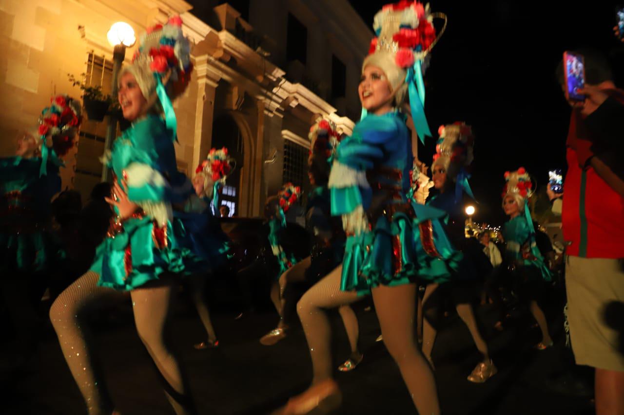 $!Disfrutan de la Callejoneada Eclipse 2024 en el Centro Histórico de Mazatlán