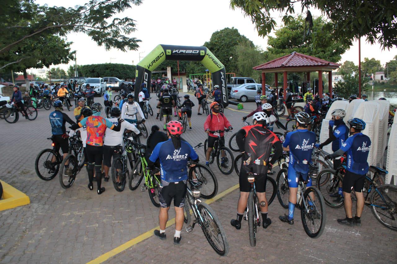 $!Ciclistas responden a la Rodada Pueblos Mágicos El Rosario