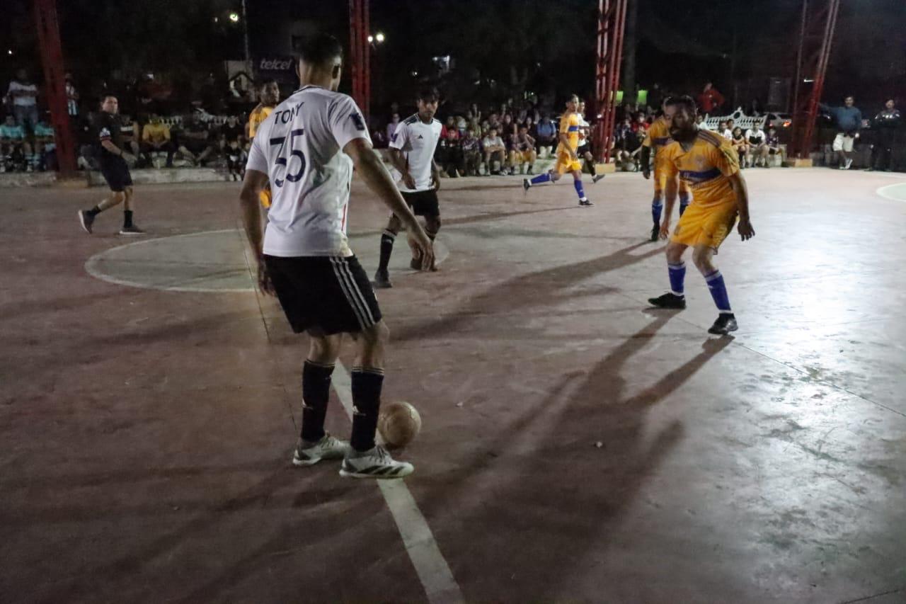 $!Se roba La Novena Liga de Futbol de Salón de la colonia Benito Juárez