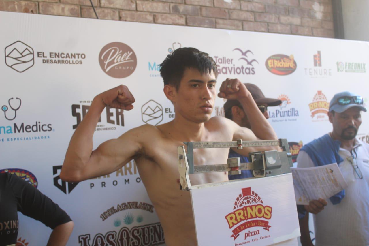 $!Baten báscula pugilistas de Regreso de un Guerrero