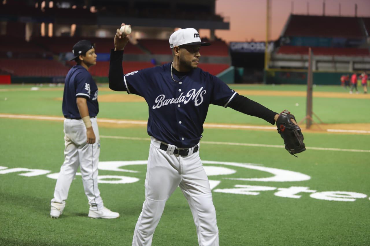 $!Calienta motores la Banda MS para enfrentarse a Venados