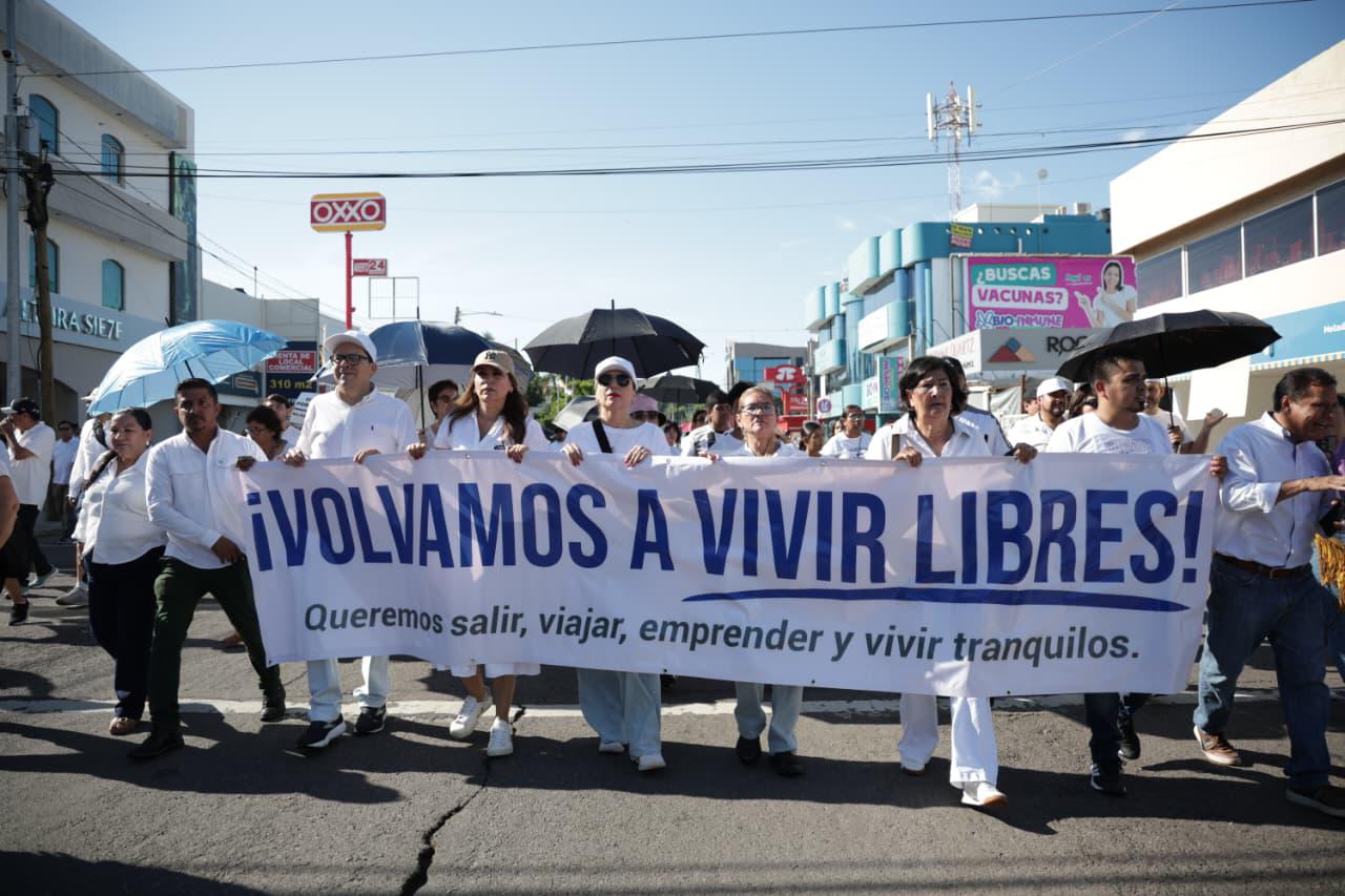 $!Miles marchan por la paz en Culiacán a dos años de la crisis de seguridad