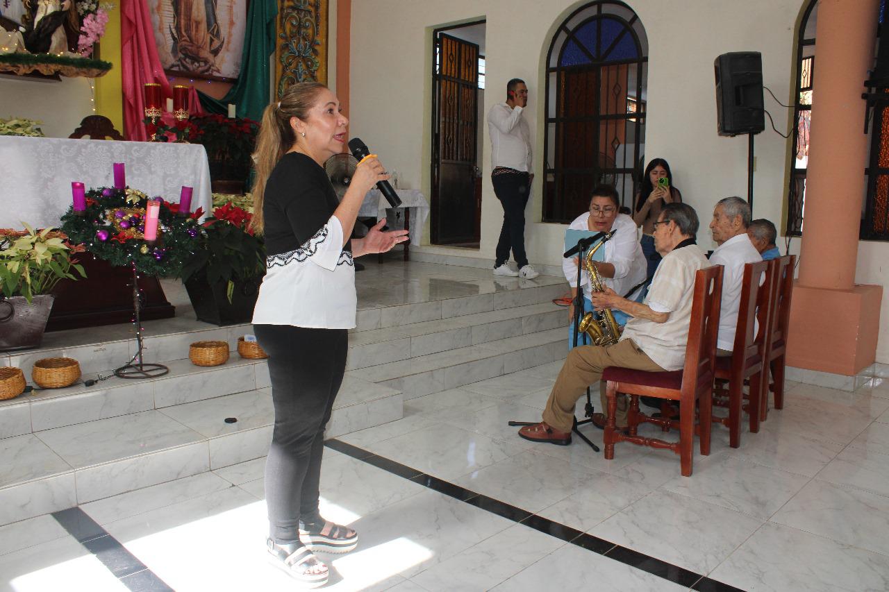 $!Cumple Nacho Millán con la Virgen María para agradecer por su salud