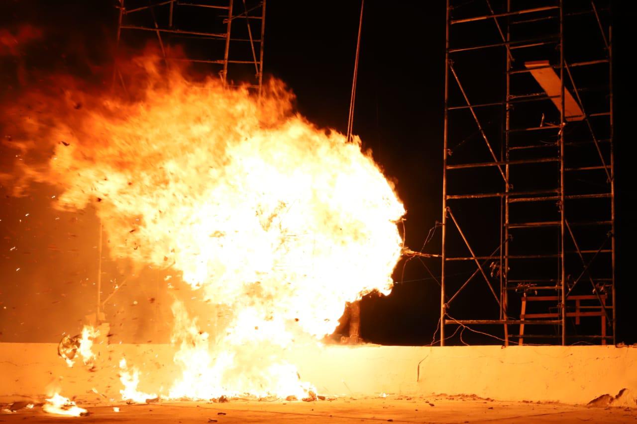 $!Arde el coronavirus en la Quema del Mal Humor en Mazatlán