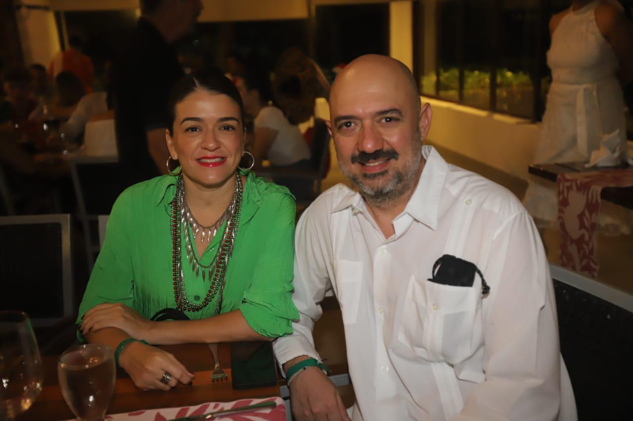 $!Begoña Saucedo y Felipe Aldrete.