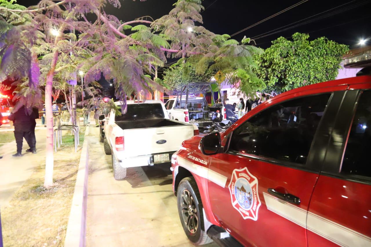 $!Lanzan artefacto explosivo a vivienda en la colonia Flores Magón, en Mazatlán