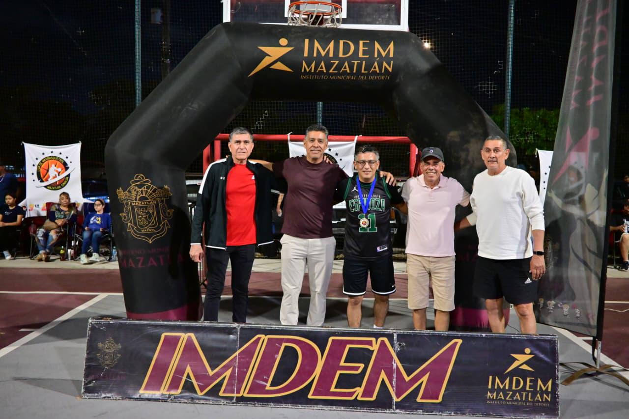$!Horacio Llamas se corona en la Maxibasquet 50+, en Mazatlán