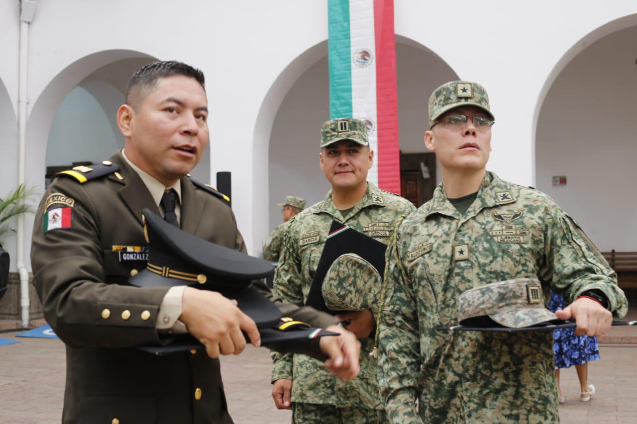 $!Reconocen a 72 integrantes del Ejército, Fuerza Aérea y Guardia Nacional con ascensos en Culiacán