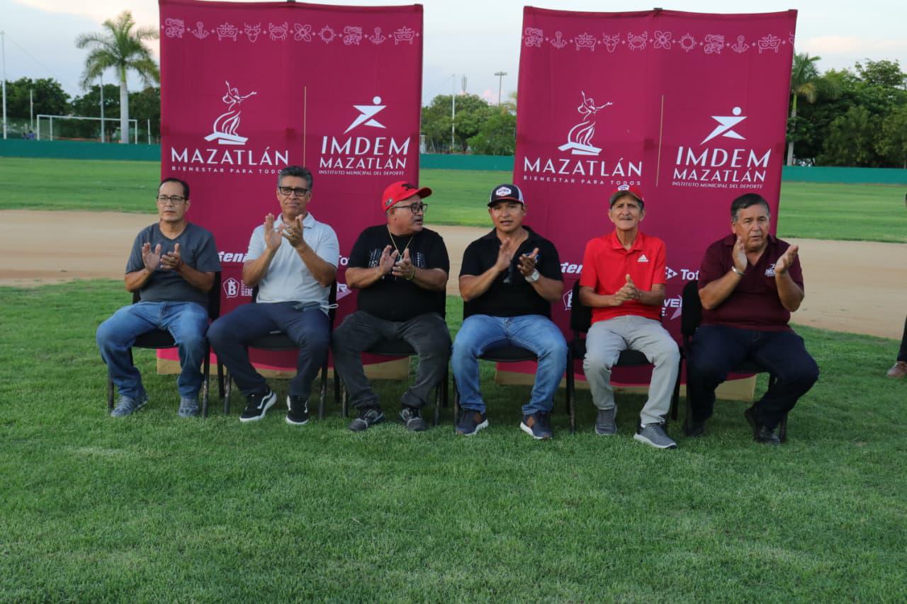 $!Inauguran la temporada 15 de la Liga de Beisbol de Primera Fuerza Imdem en Mazatlán
