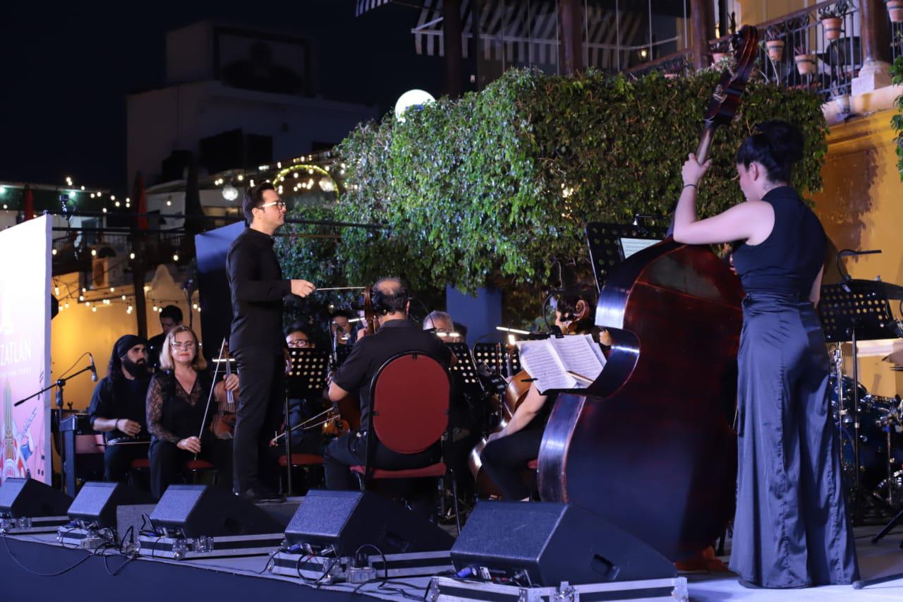 $!Mazatlán celebra a lo grande el Día de la Música con escenarios en el Centro Histórico