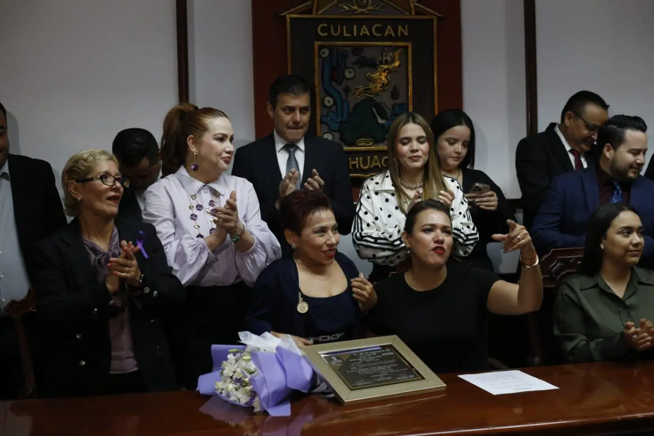 $!Martha Santos recibe premio Mujer Culiacanense 2026 por su lucha por los derechos de personas con discapacidad