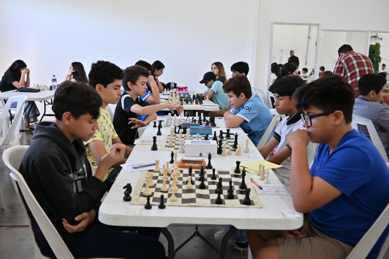 $!Aperturan valientes, la eliminatoria municipal de ajedrez