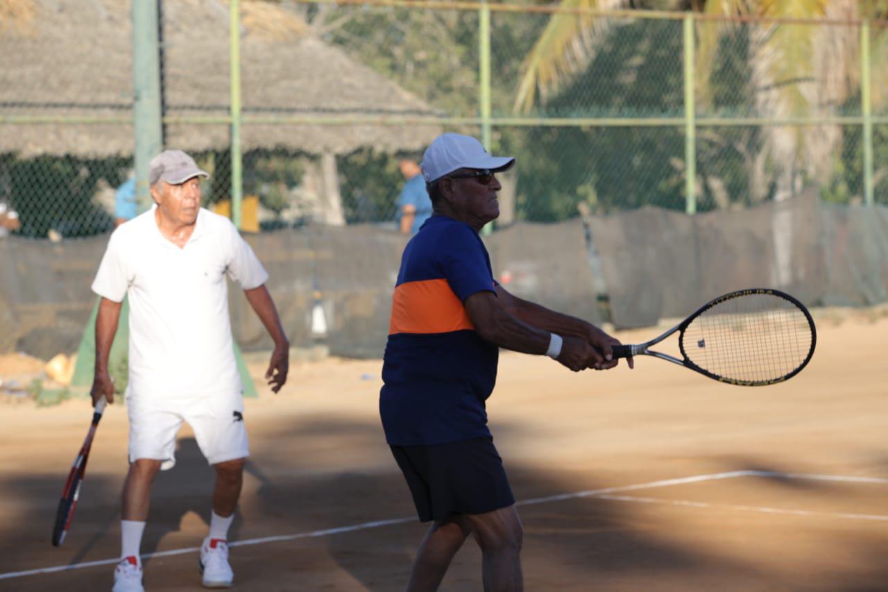 $!Chicuate y Sánchez arrancan con el pie derecho en Torneo de Tenis del Pavo del Club Muralla