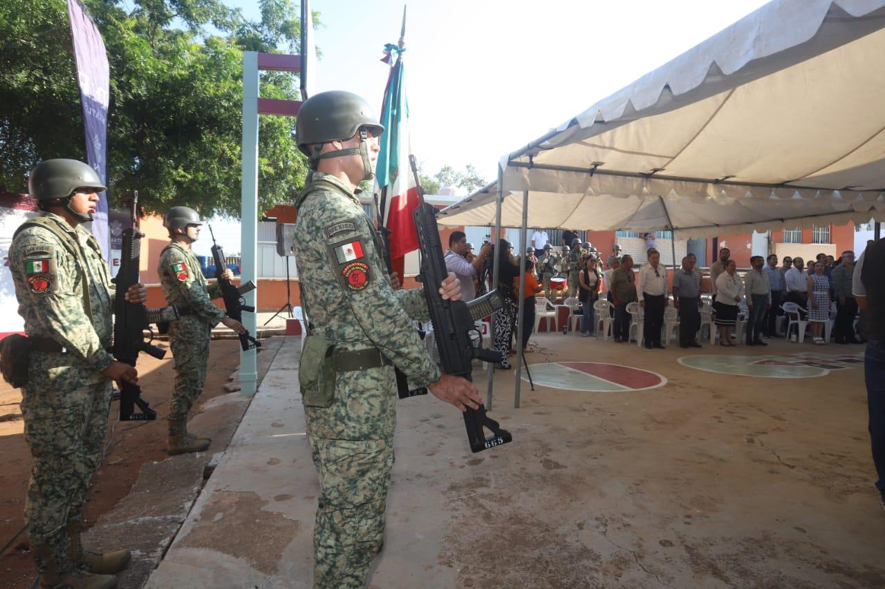 $!Se compromete Alcalde a atender necesidades de cada escuela de Mazatlán