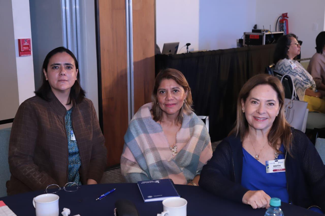 $!Vagel Vargas, Érika Vallejo, y Edith Brito.