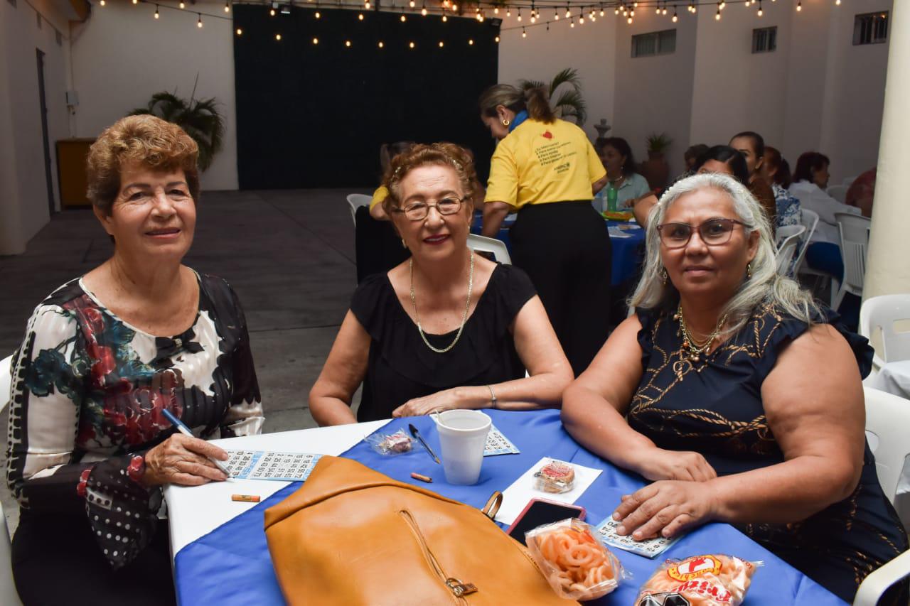$!Cuquita Ruiz, Lupita Samaniego y Maripaz Galicia.