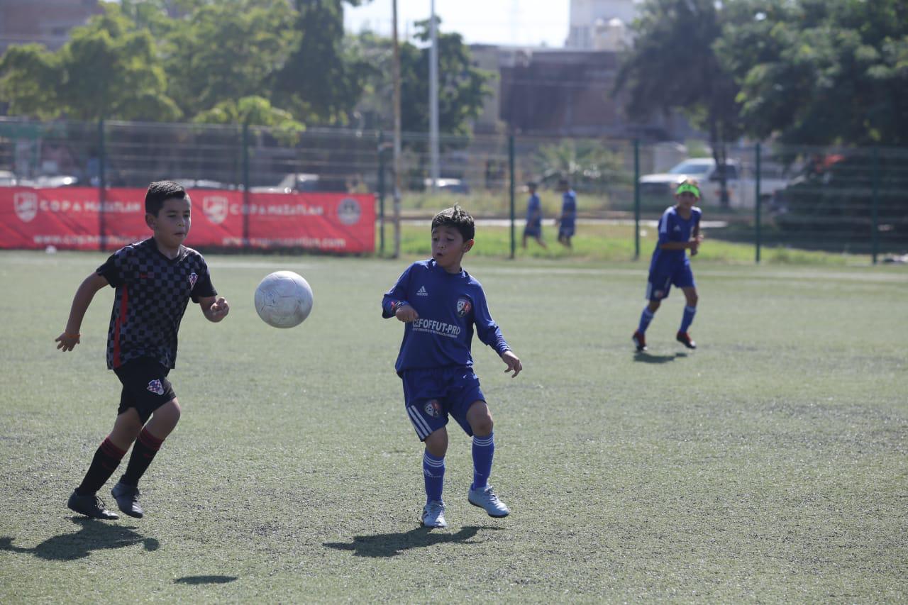 $!Academia Santos se encamina al título de la Copa Mazatlán