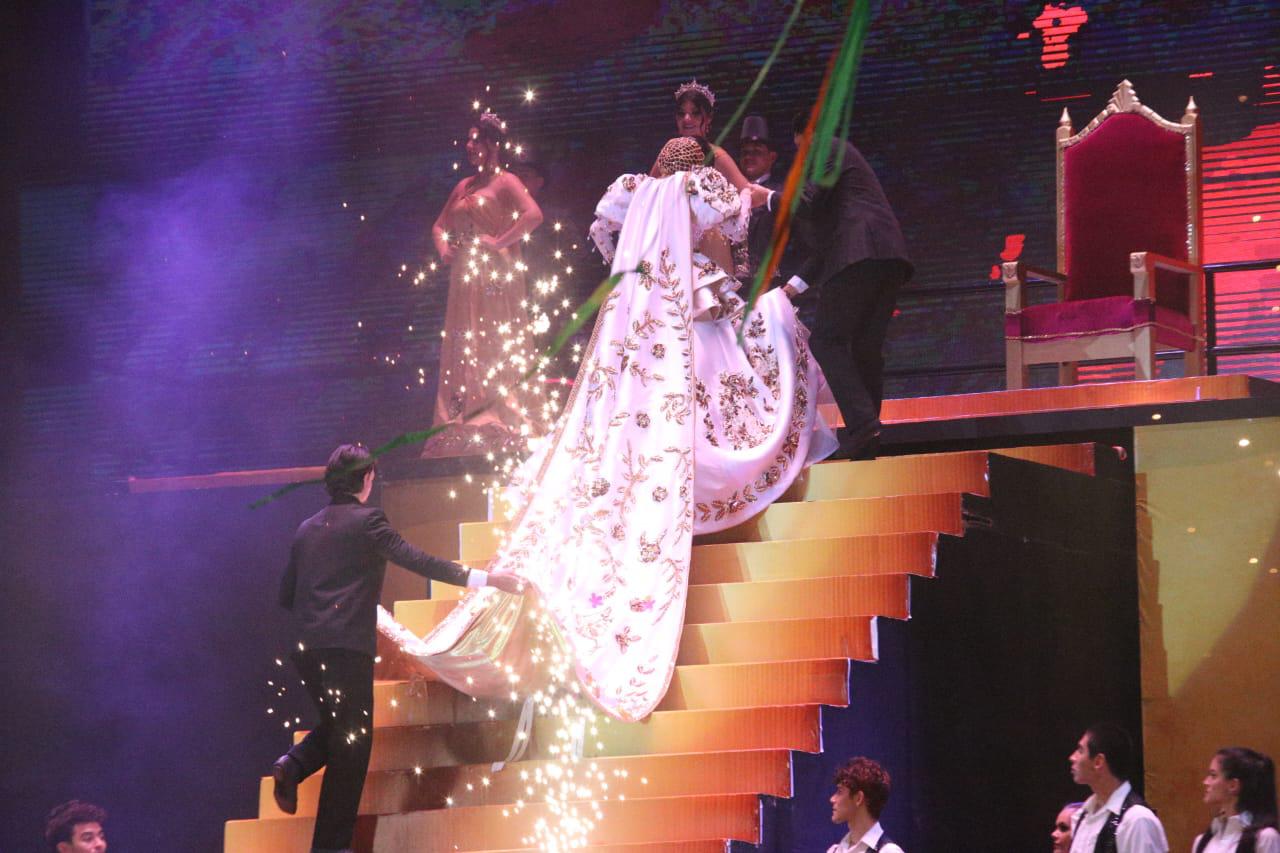 $!Uma I es coronada Reina de los Juegos Florales del Carnaval de Mazatlán
