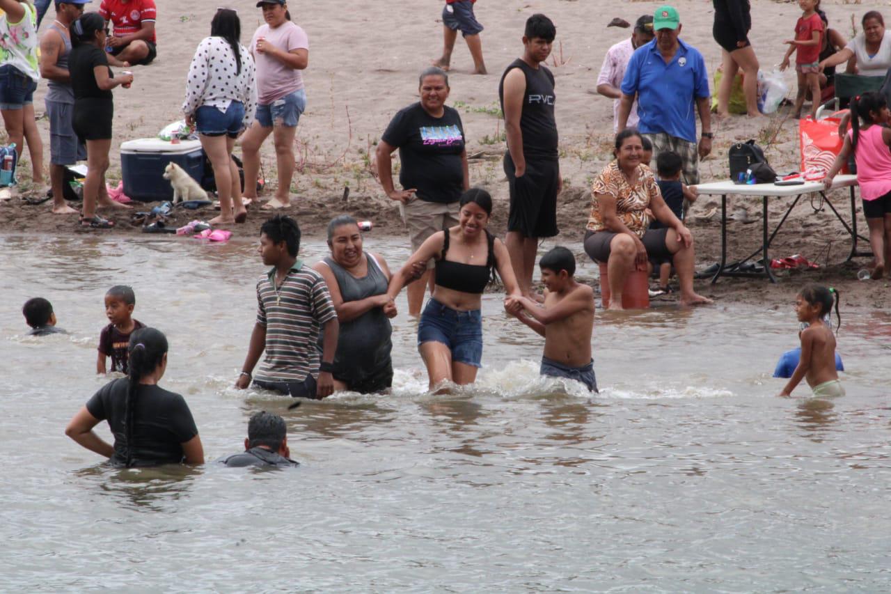 $!Por seguridad, cancelan baño de San Juan en Matatán, Rosario