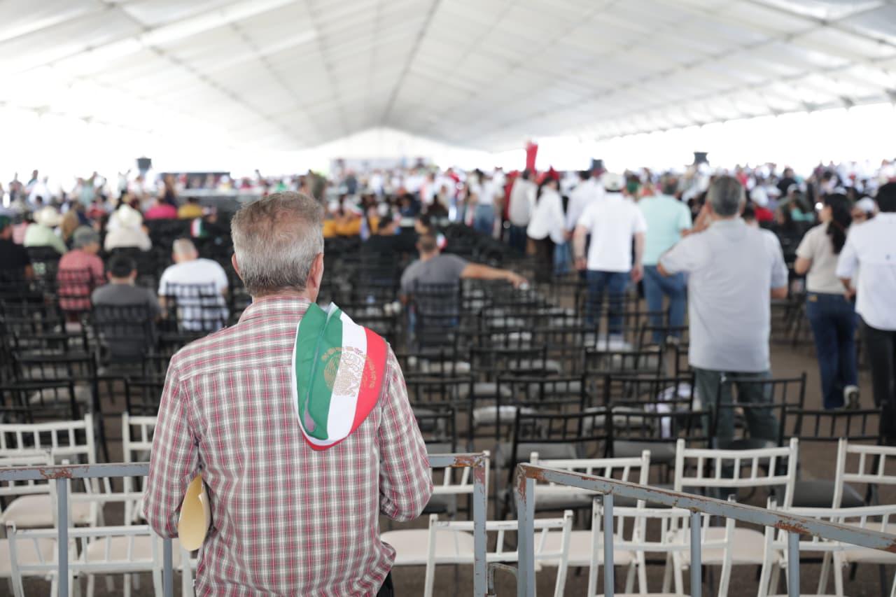 $!Simpatizantes y trabajadores de gobierno se congregan en Culiacán para evento de Sheinbaum