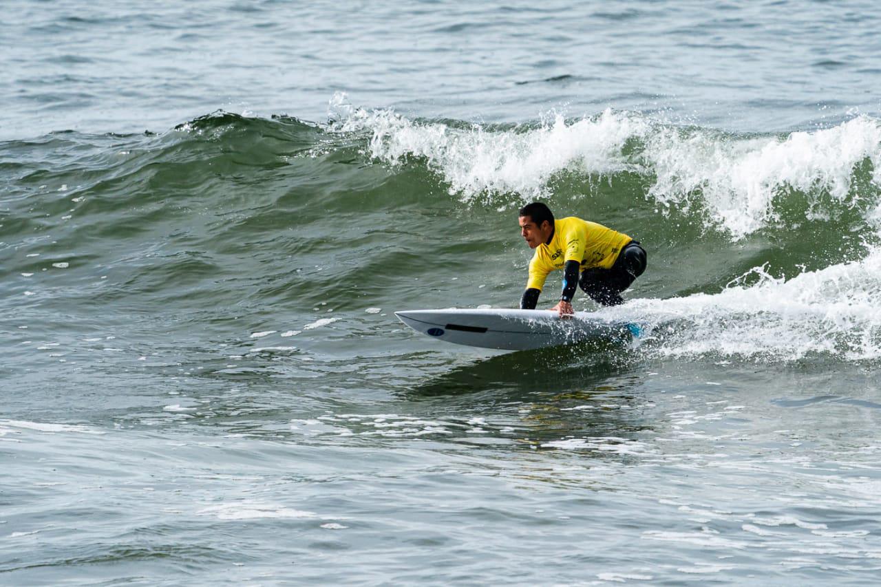 $!Sinaloense Martín ‘Shutama’ Díaz clasifica a la final del Mundial ISA de Para Surfing