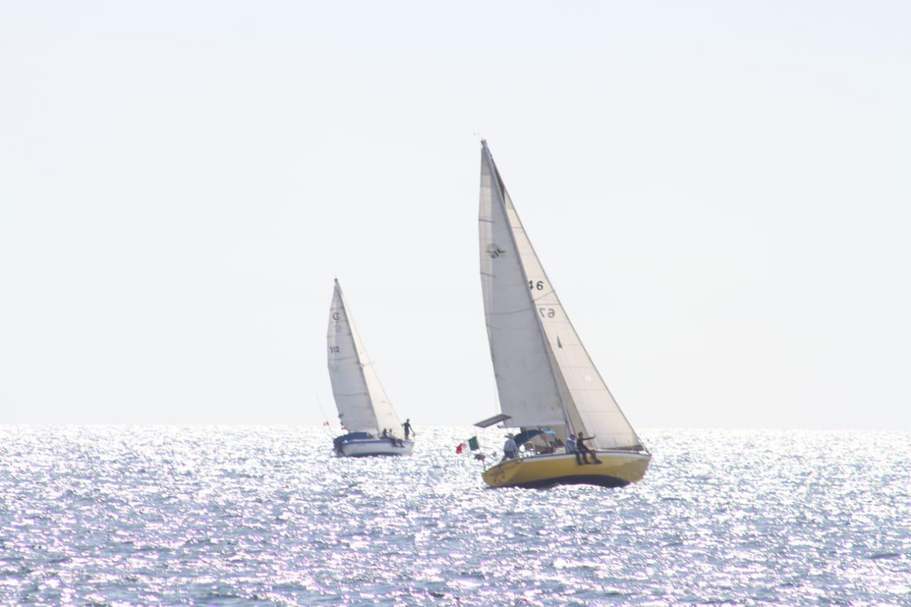 $!Segunda Competencia de Regata en Vela dará un espectáculo frente al malecón de Mazatlán
