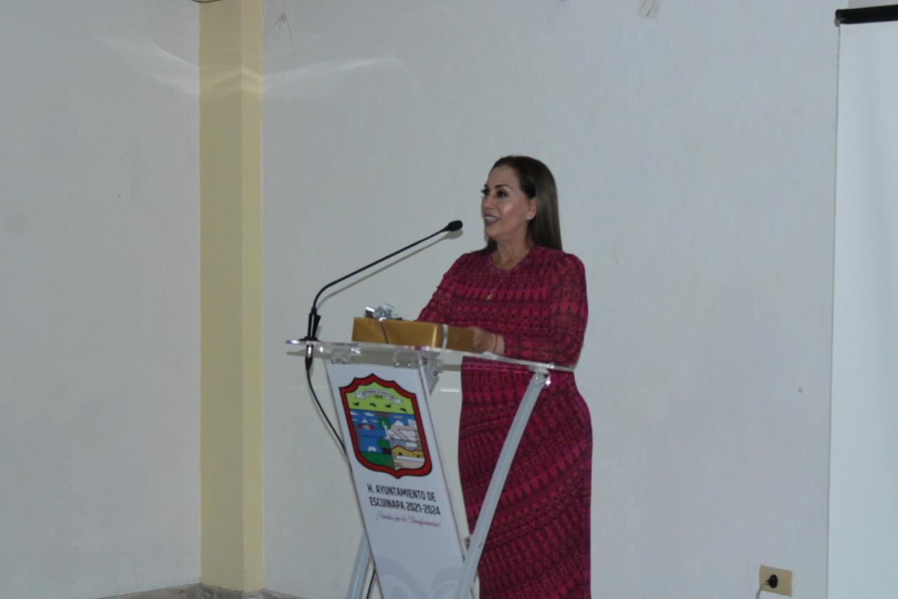 $!Homenajea Escuinapa a Rosa Cecilia Sánchez Luque tras galardón al mérito empresarial