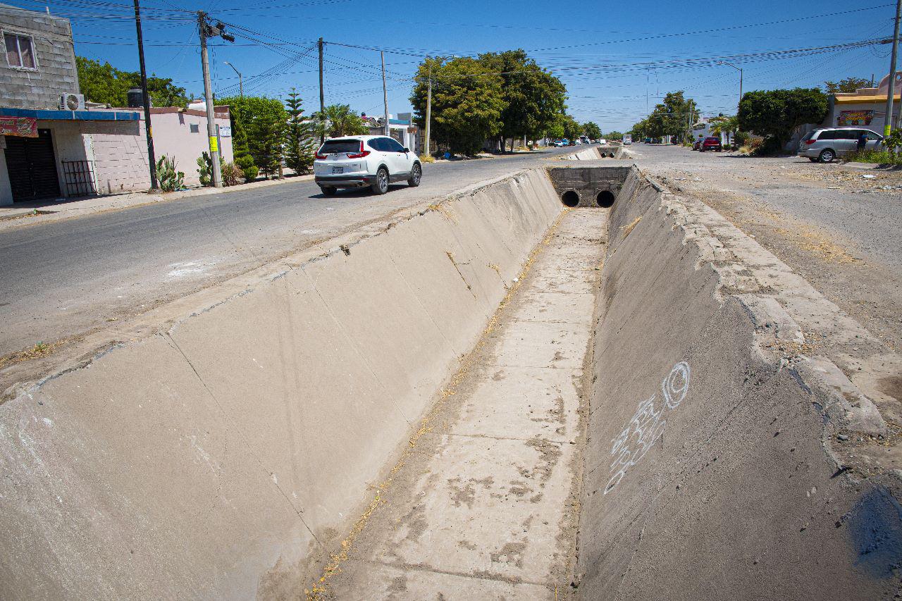 $!Limpieza de arroyos y pluviales va al 30 por ciento en Culiacán