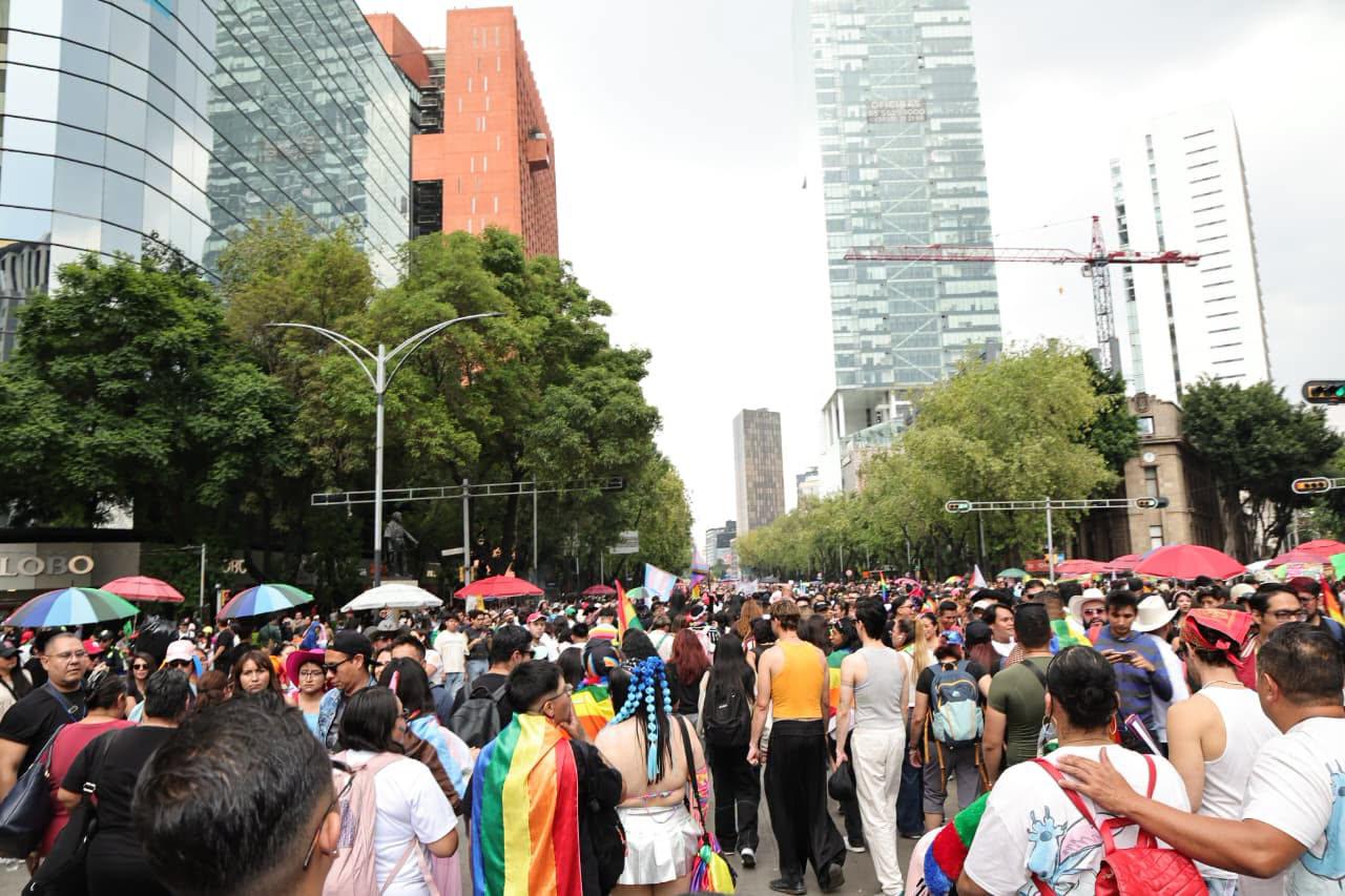 $!Marcha del Orgullo reunió a 550 mil personas en CDMX; llegó hasta el Zócalo
