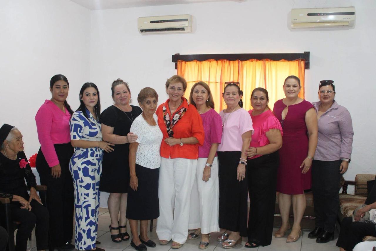 $!Celebran adultos mayores aniversario de Casa de Día, en Escuinapa