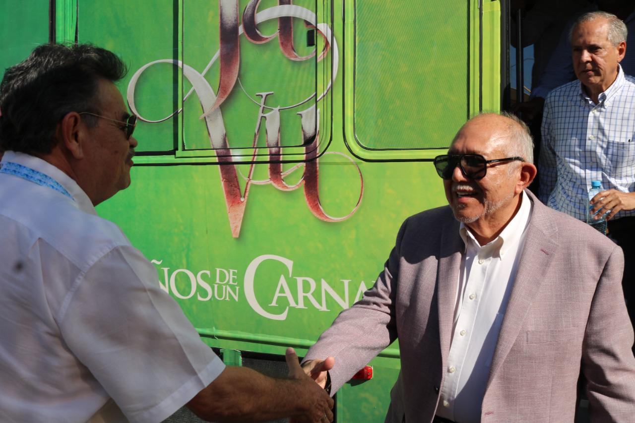 $!Recibe ‘El Químico’ a el Alcalde morenista de Ahome, Gerardo Vargas Landeros y a cruceristas