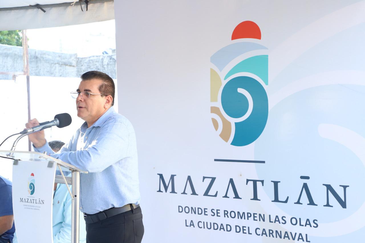 $!Inaugura Alcalde obras de pavimentación por más de $2 millones en calles de las colonias Libertad de Expresión y Sánchez Celis, en Mazatlán