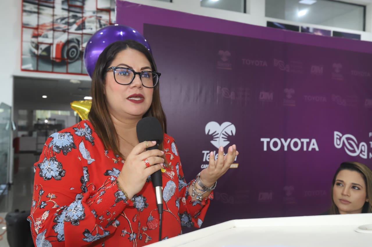 $!Dona Toyota dos vehículos al CRIT Teletón Sinaloa, que se construye en Mazatlán