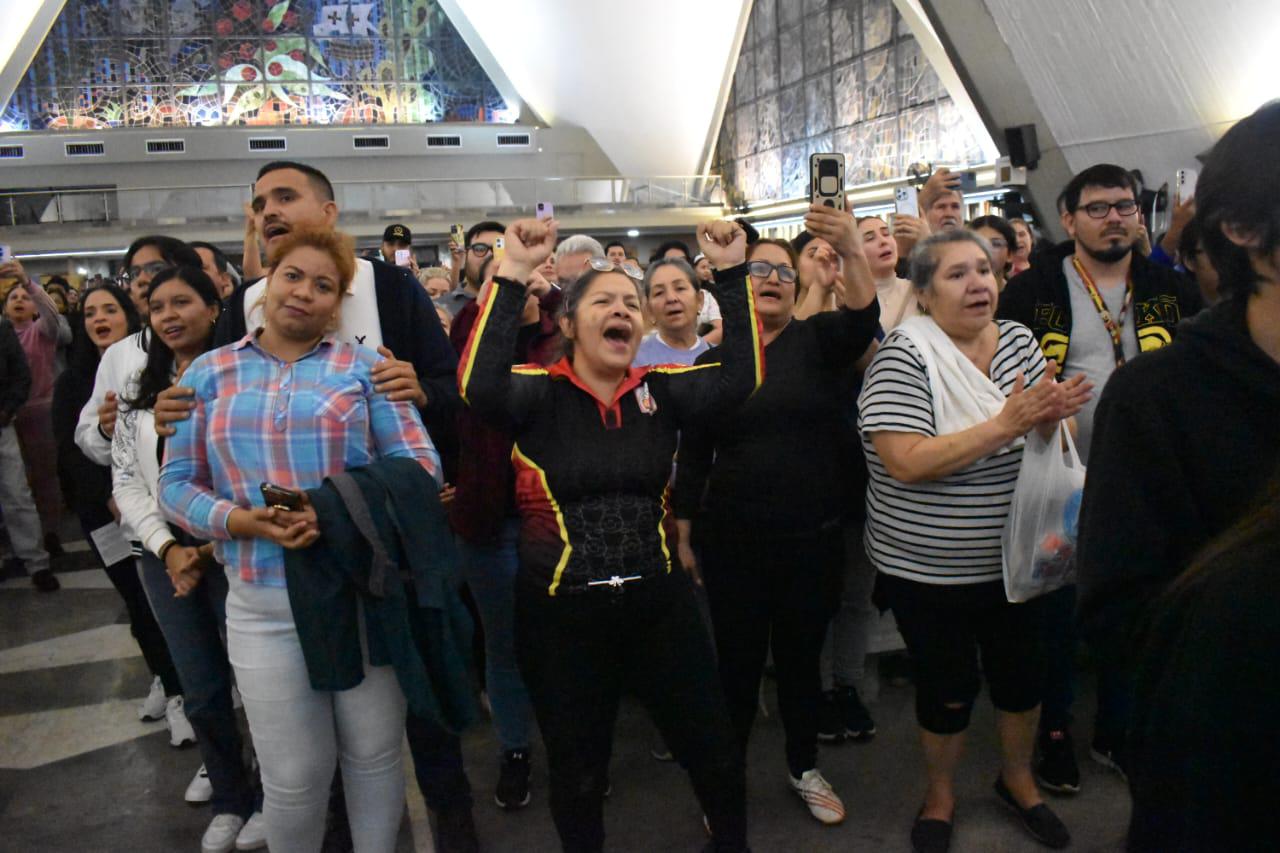 $!Con las Mañanitas, fieles de Culiacán agradecen y celebran a la Virgen de Guadalupe