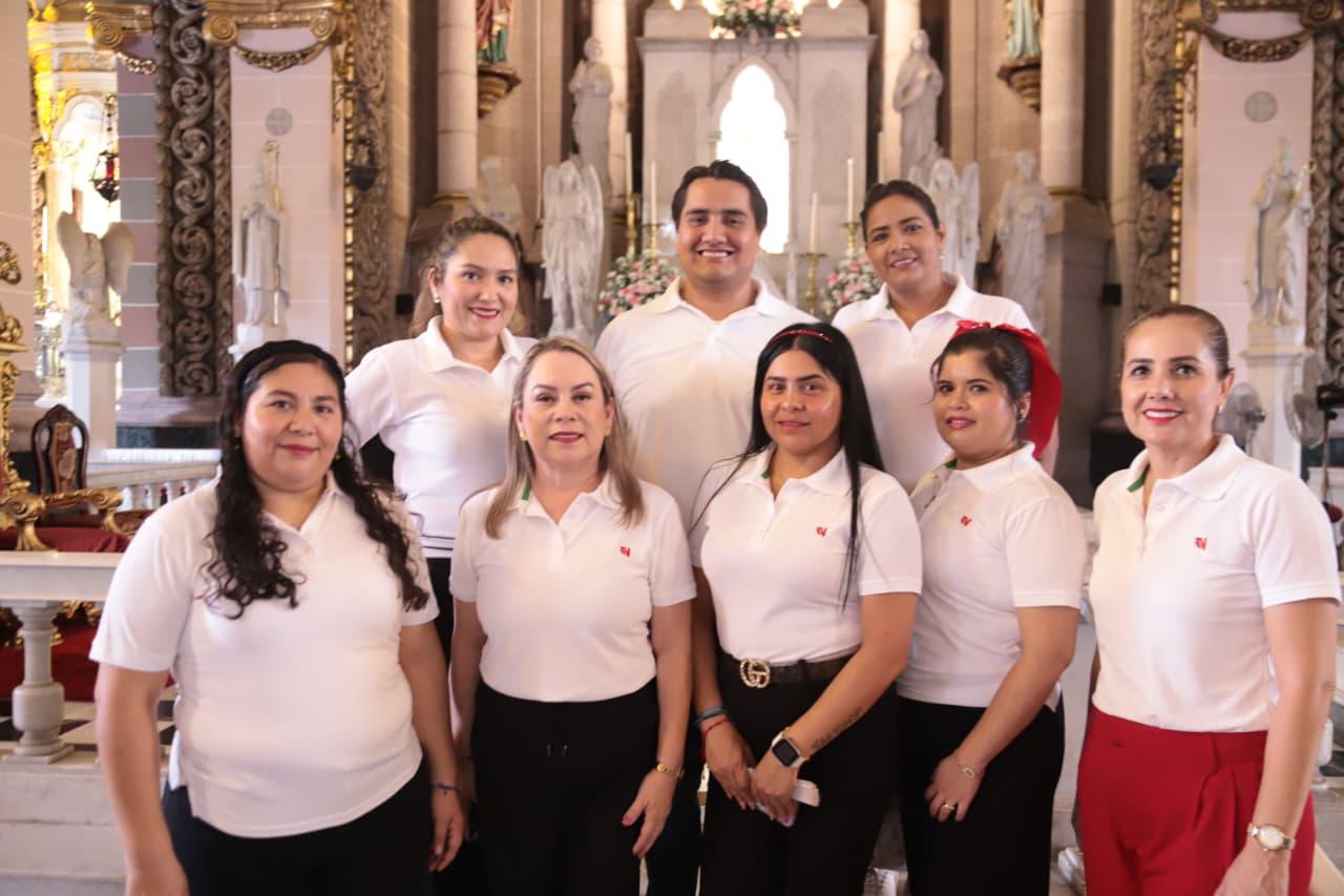 $!Lupita Páez, Eric Conde, Olga Solís, Amanda Aragón, Elva Aguirre, Araceli Solano, Xóchitl Aguilar y Adriana Marrujo.